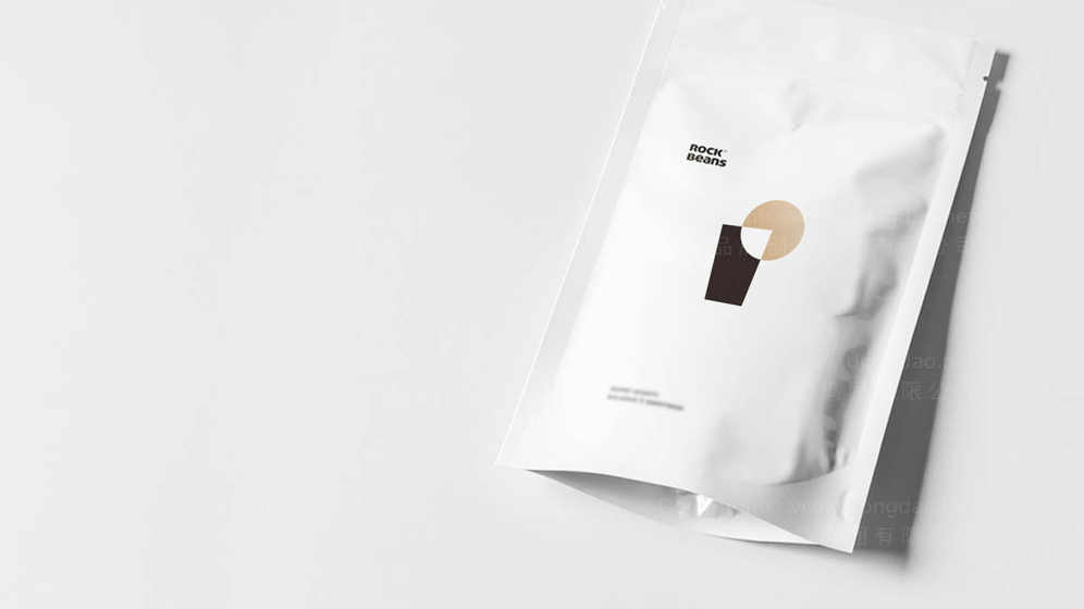 如何设计帐篷logo？为什么简洁风格能提升辨识度？