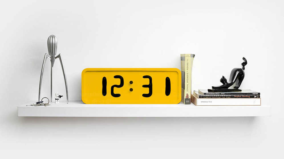 布艺床与实木床logo的核心差异在哪?如何验证logo的适应性?