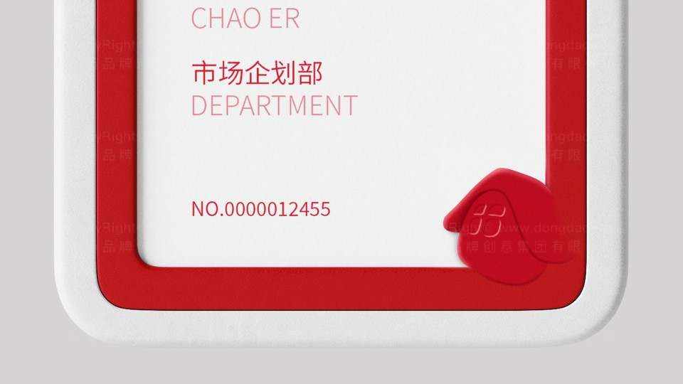 为何衣柜logo设计稿好看但实际应用不佳?如何确保其应用适应性?