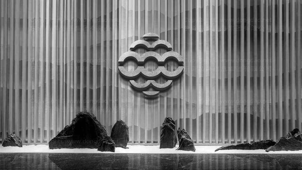 如何将品牌故事融入户外桌椅设计？关键材质选择如何体现品牌价值？