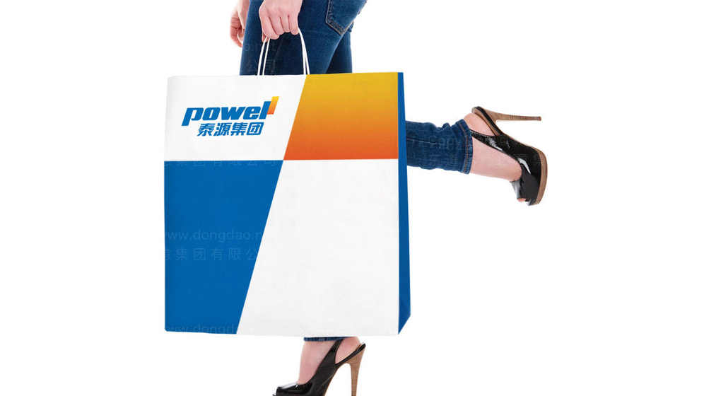 如何融合传统与现代元素？具体有哪些设计手法？