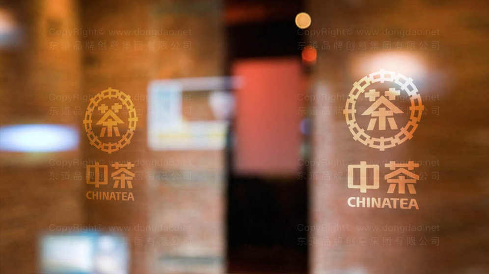 如何进行杯子包装设计的手绘？需要掌握哪些技巧？