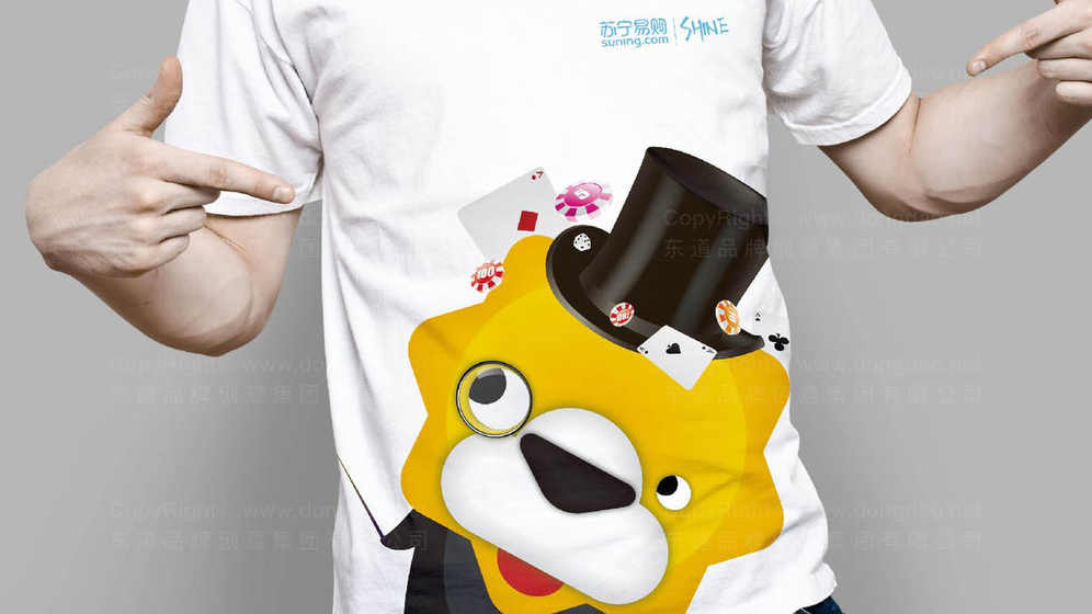 如何设计更吸引人的服装设计包装边框？