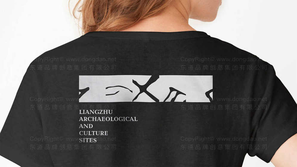 如何优化风衣包装设计？为什么材料选择影响产品保护？