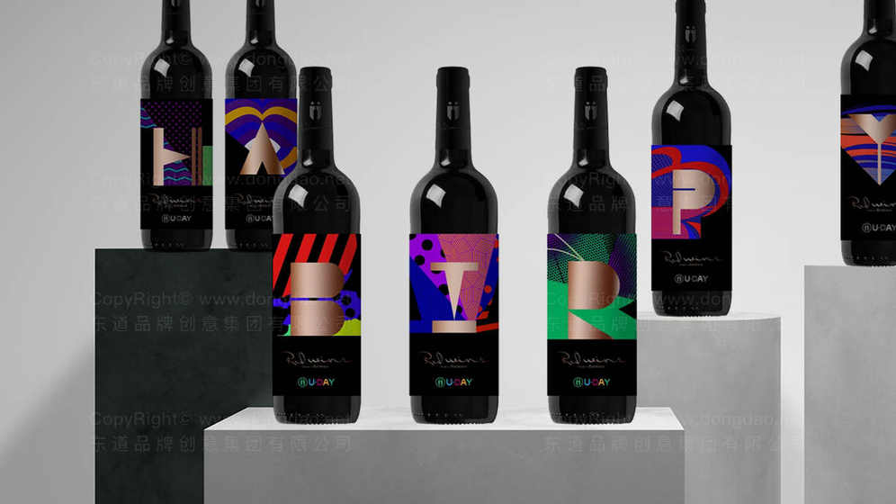 为什么平面画册的版式设计对信息传达至关重要？如何通过版式优化提升阅读效率？