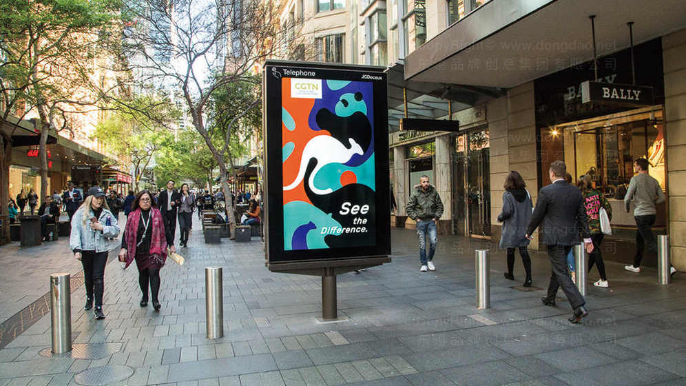 夹克画册设计能增强用户体验吗？它对购买决策影响程度如何？