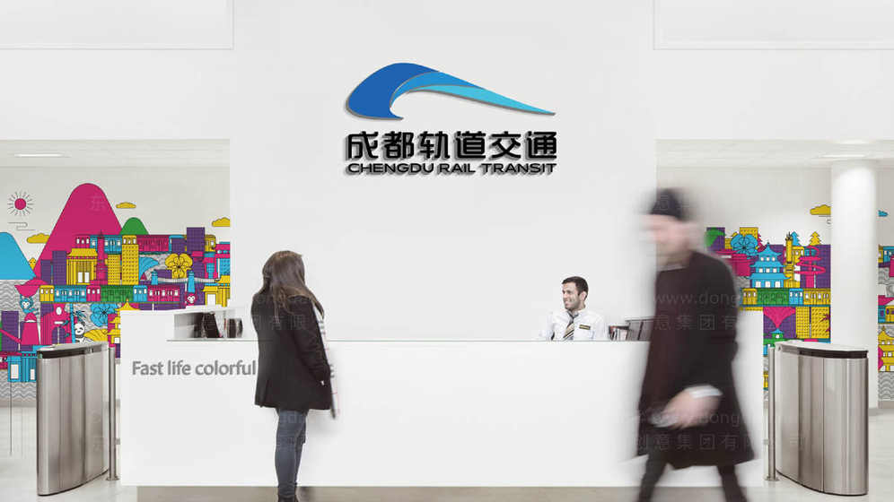 如何通过版面设计展现浴巾质感？实际效果如何验证？