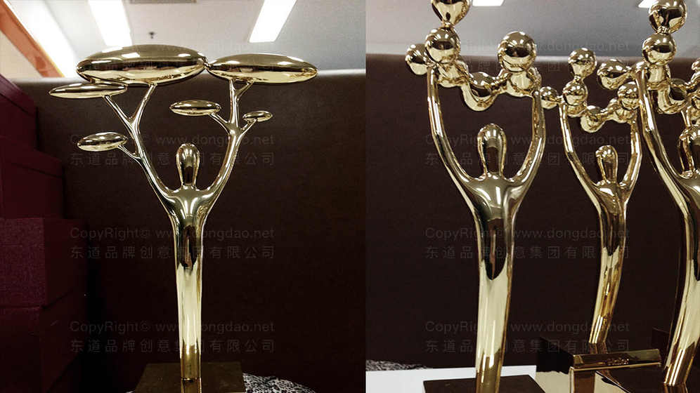 如何设计吸引客户的炒菜机画册？排版技巧有哪些？